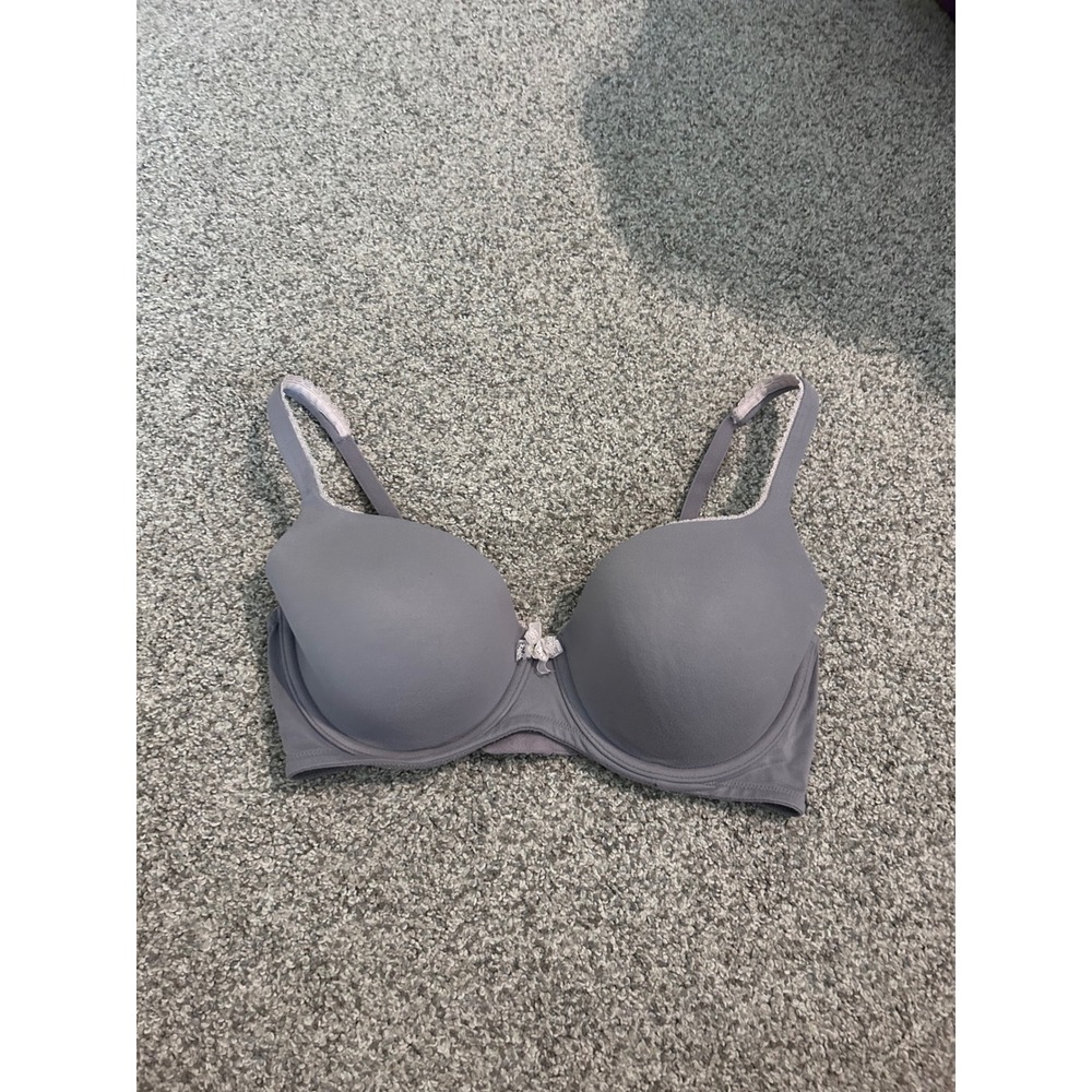 Victoria's Secret Body by Victoria Gray Lined Demi Bra 36D Underwire Lace Trim